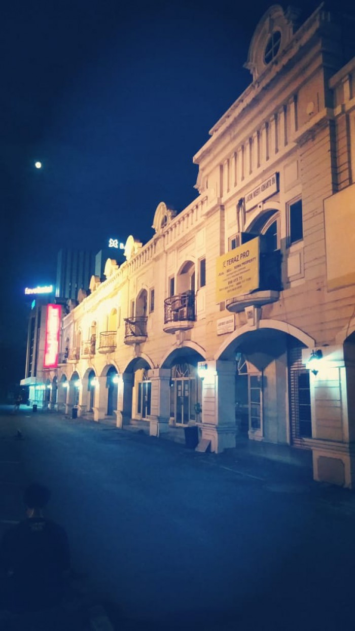 Ruko disewakan di Ruko Metro Boulevard Jababeka